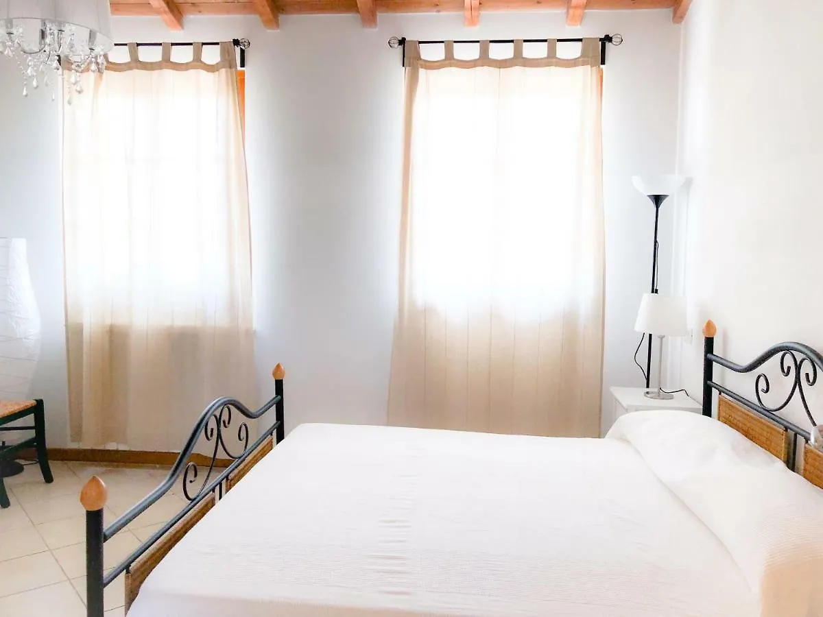 Casa vacanze Villino Al Dotto Country House Lucca Italia